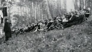 Otto Böckel spricht zu seinen Anhängern