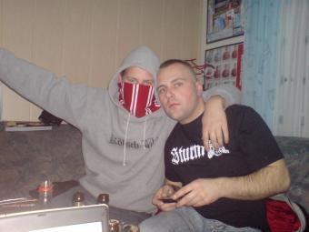 Sebastian Schmidt (re.) im Sturm 18 Shirt